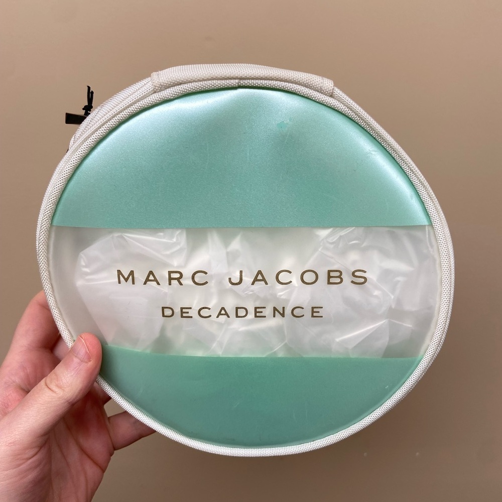 Marc Jacobs Decedence Perfum Cosmetic Pouch